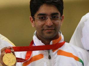abhinav-bindra-gold-medal-2405
